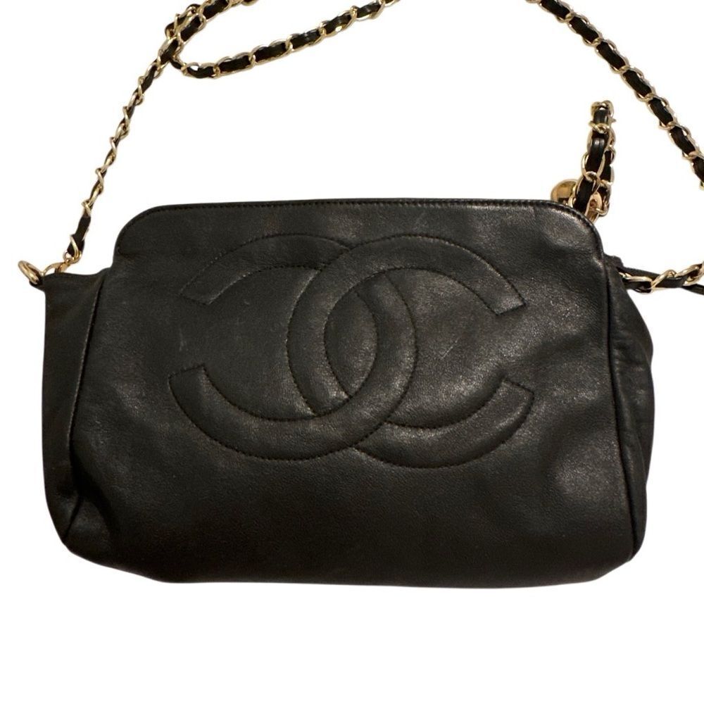 Chanel Black Leather pouch added Gold Chain - Picture 2 of 8